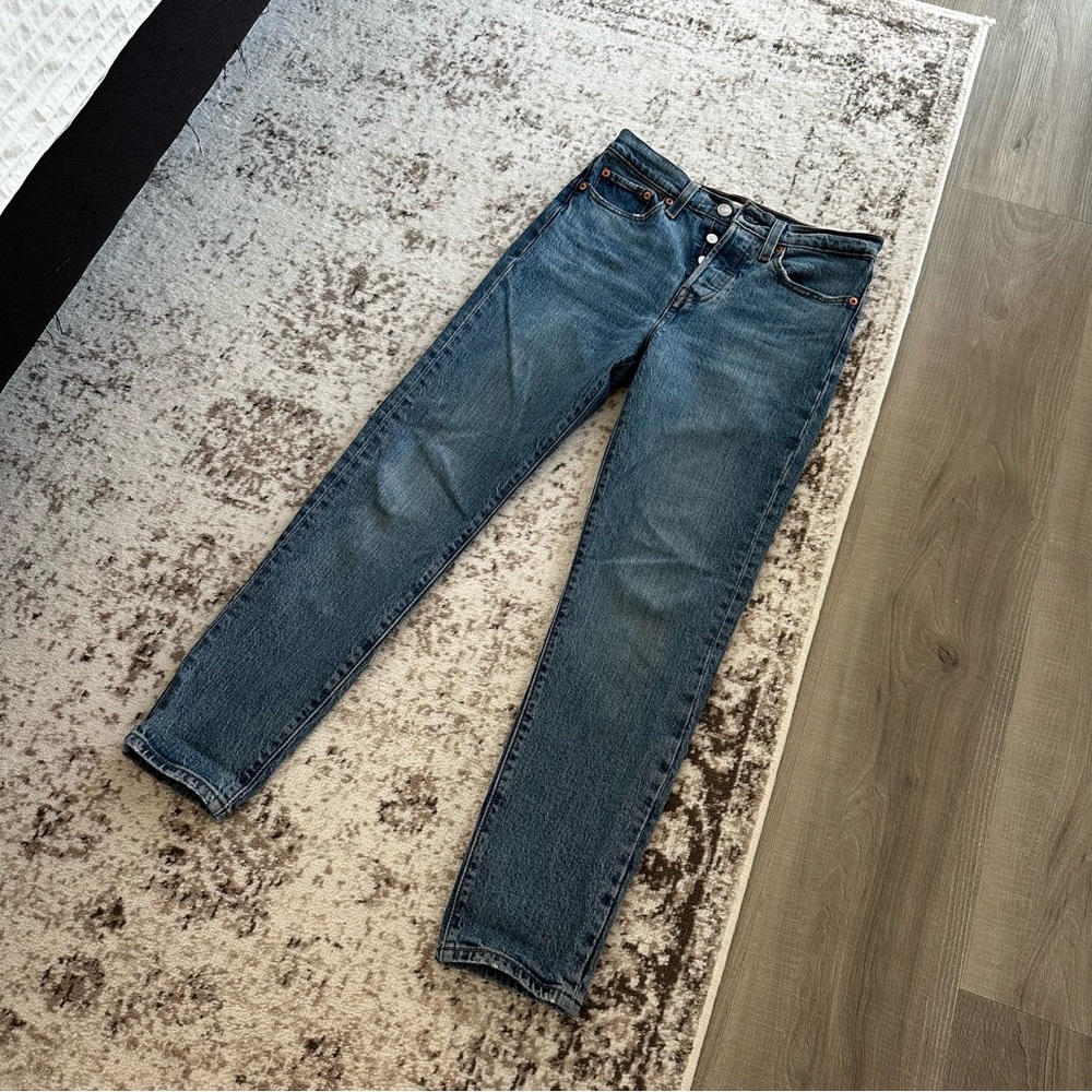 Levi’s Wedgie Straight Fit Jeans